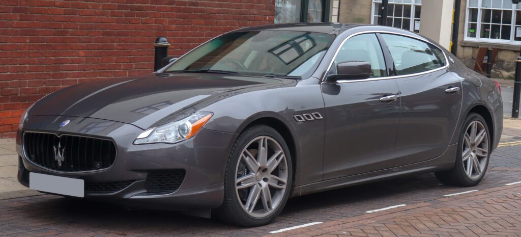 2015 Maserati Quattroporte DV6 Automatic 3.0 Front
