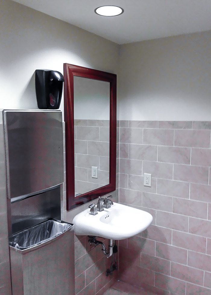 62. public place interior design fail pics 3 64c348d691e3e png 700 img 6551d553889d8