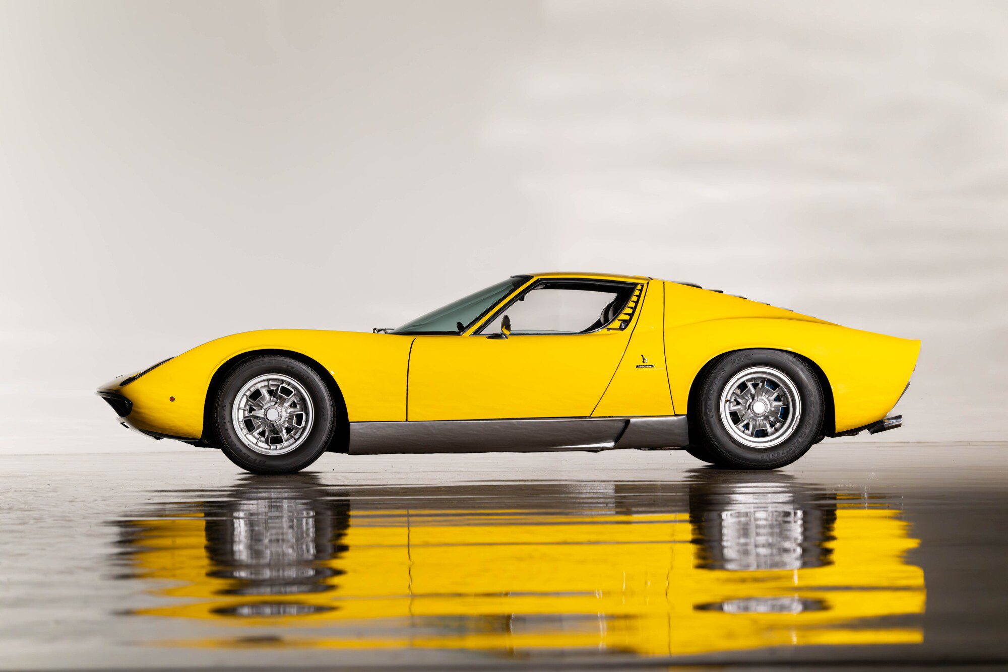 lamborghini miura