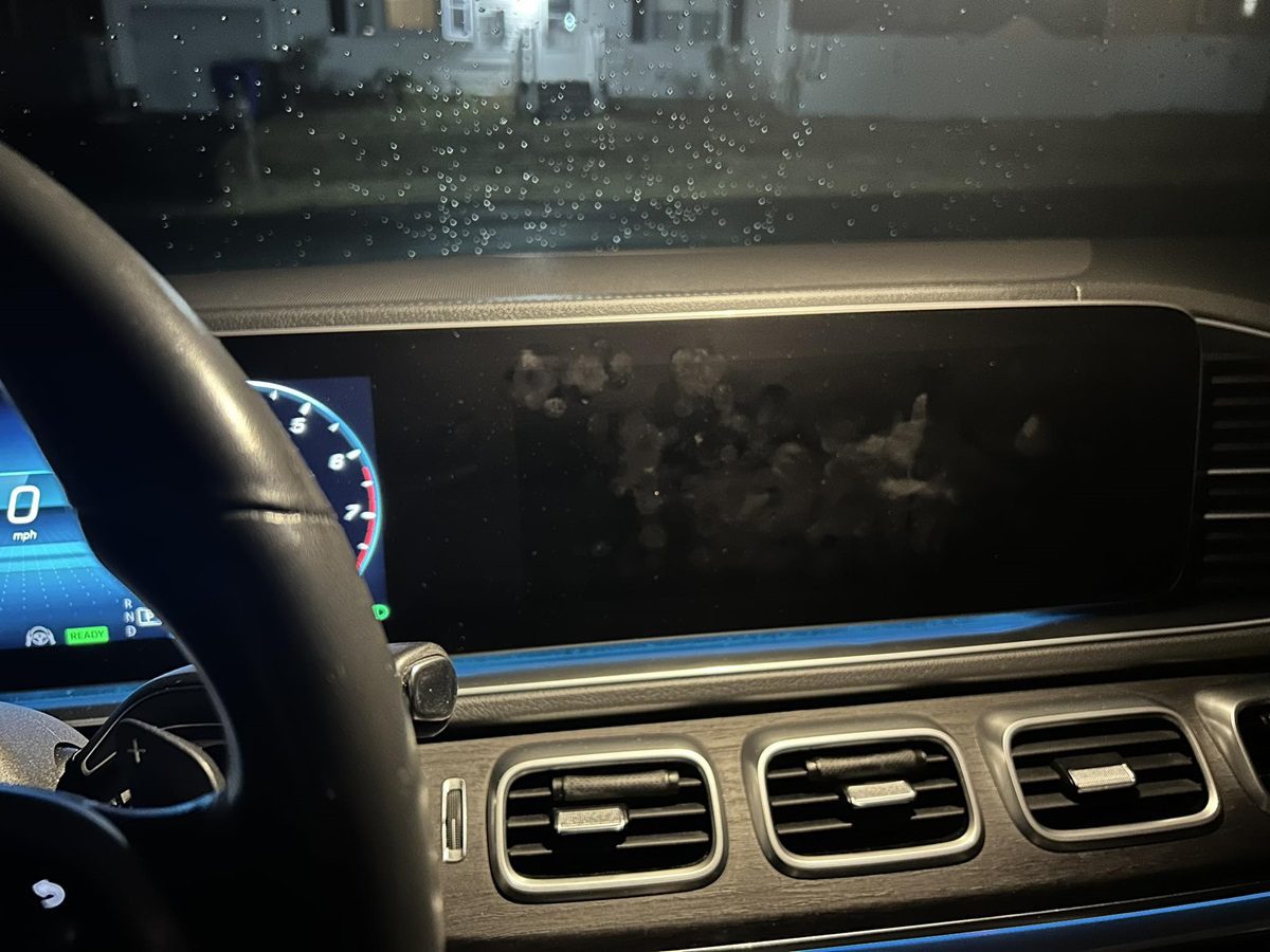 mercedes screen