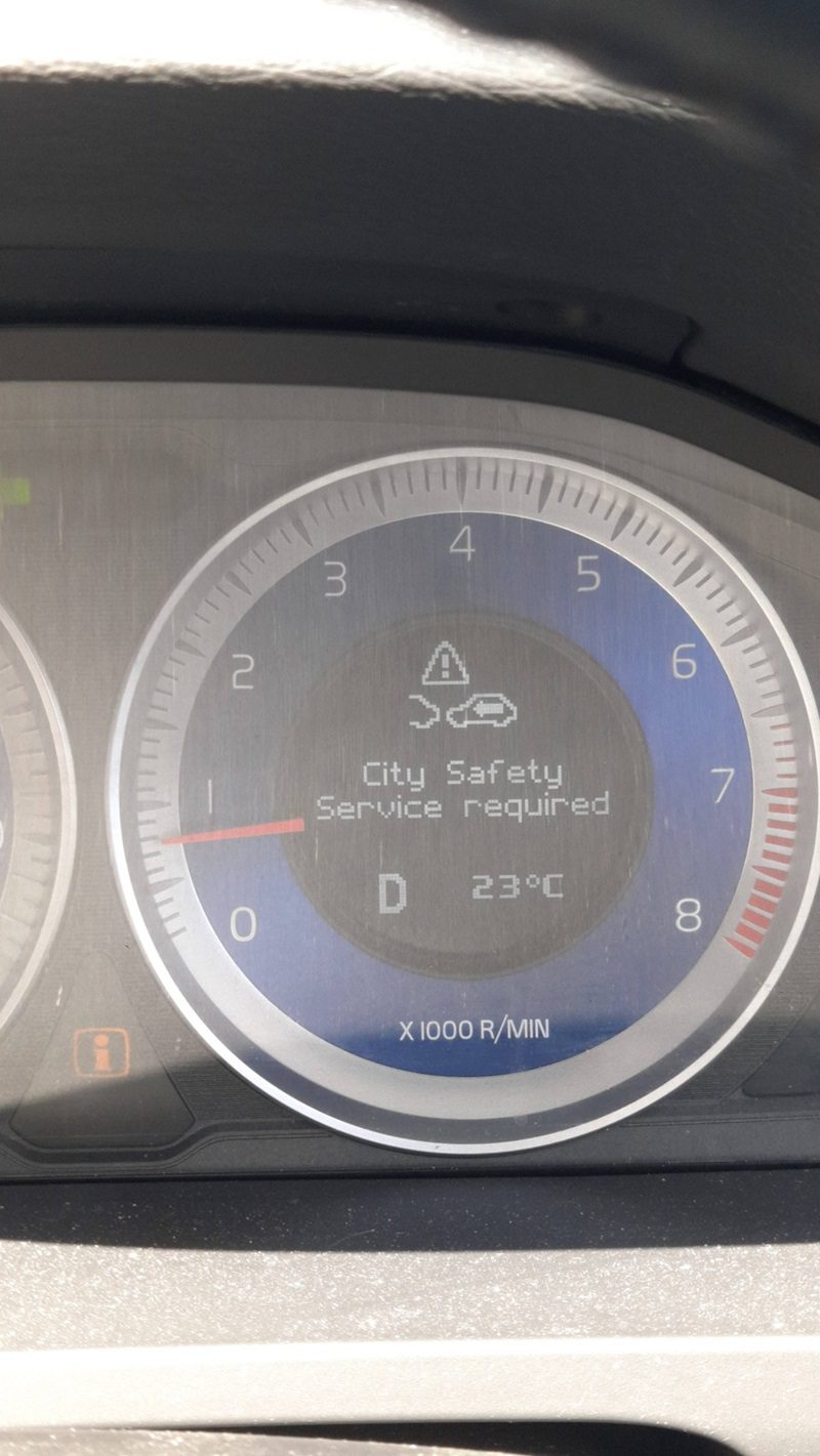 volvo city safety service required