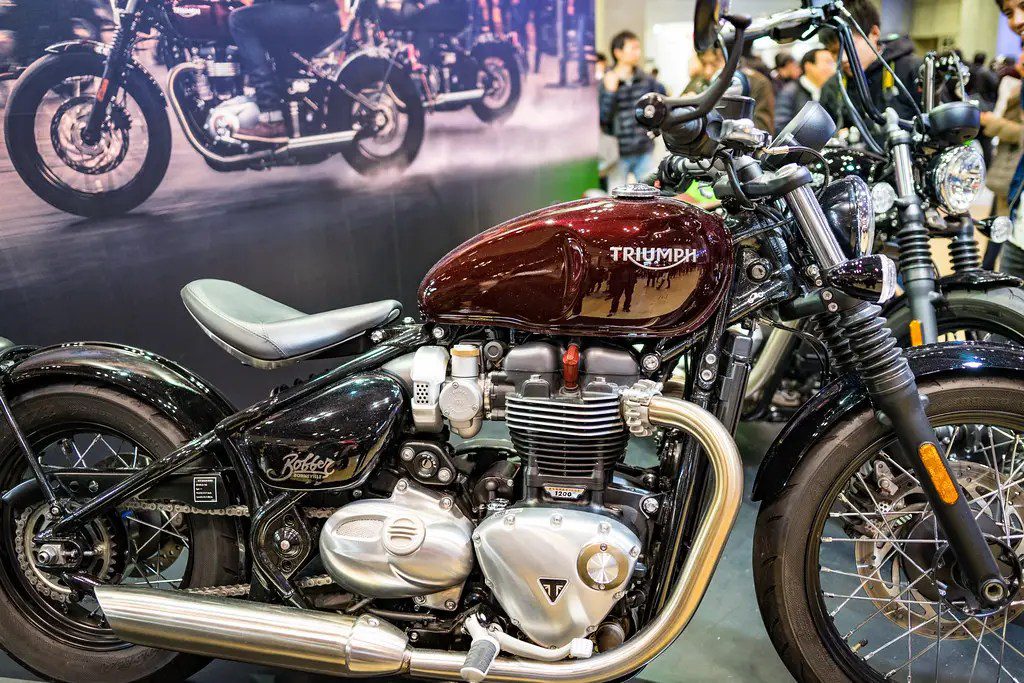 triumph bonneville bobber