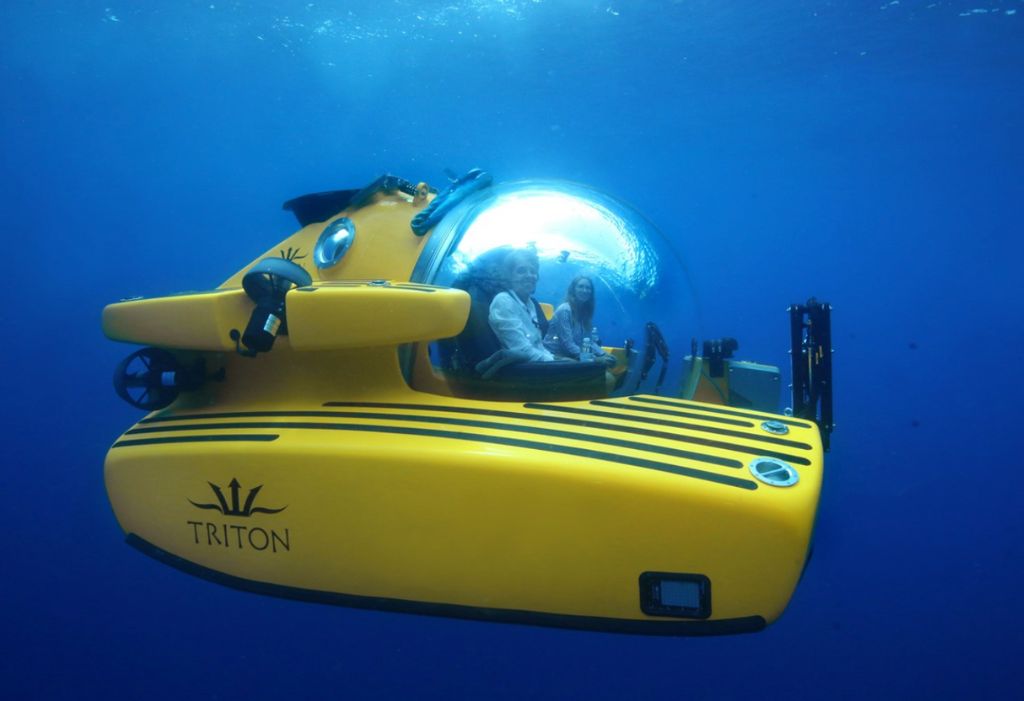 personal and recreational submarine