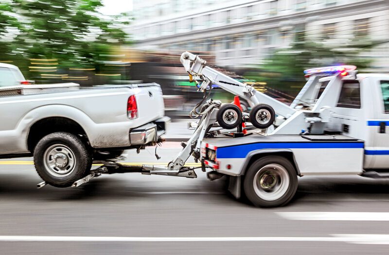 wheel lift tow truck