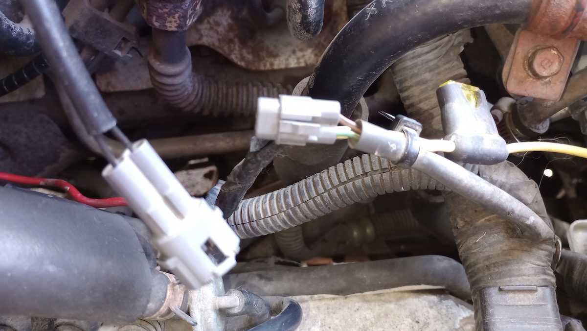fuel pressure regulator unplugged