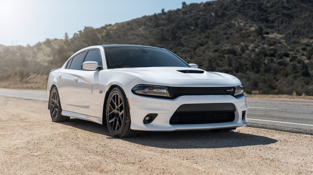 la,,california;,march,24,,2018.,dodge,challenger,scat,pack,on