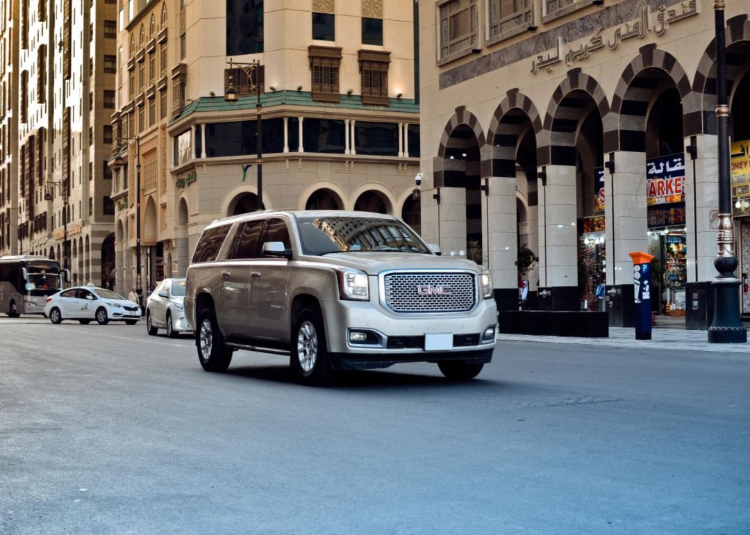 gmc yukon 2wd