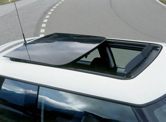 mini cooper panoramic roof