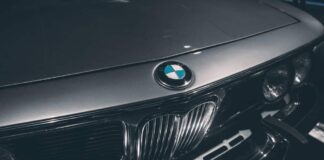 All You Should Know About BMW’s Color-Changing Technology