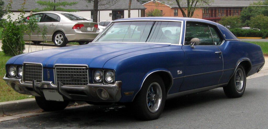 1972 Oldsmobile Cutlass Supreme Hardtop 10 19 2010 1024x495.jpg