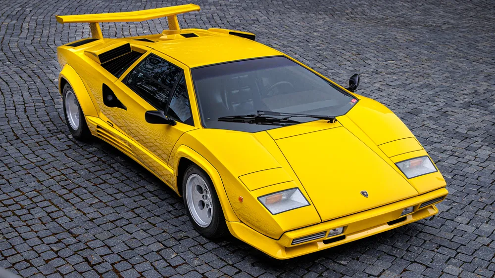 lamborghini countach