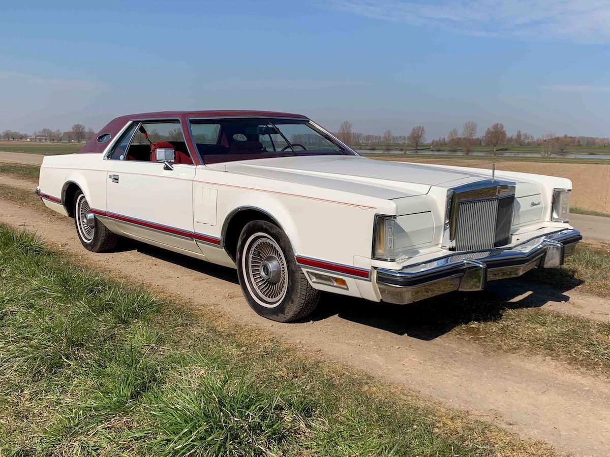 lincoln continental
