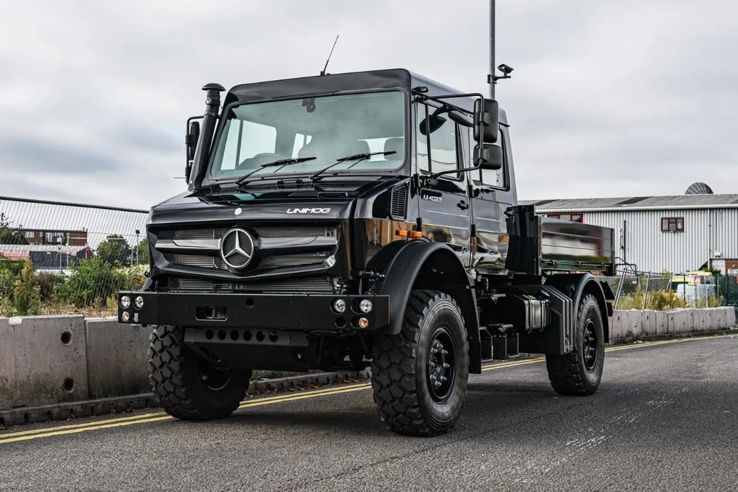 mercedes benz unimog