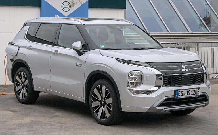 2025 mitsubishi outlander phev (fourth generation) img 3129