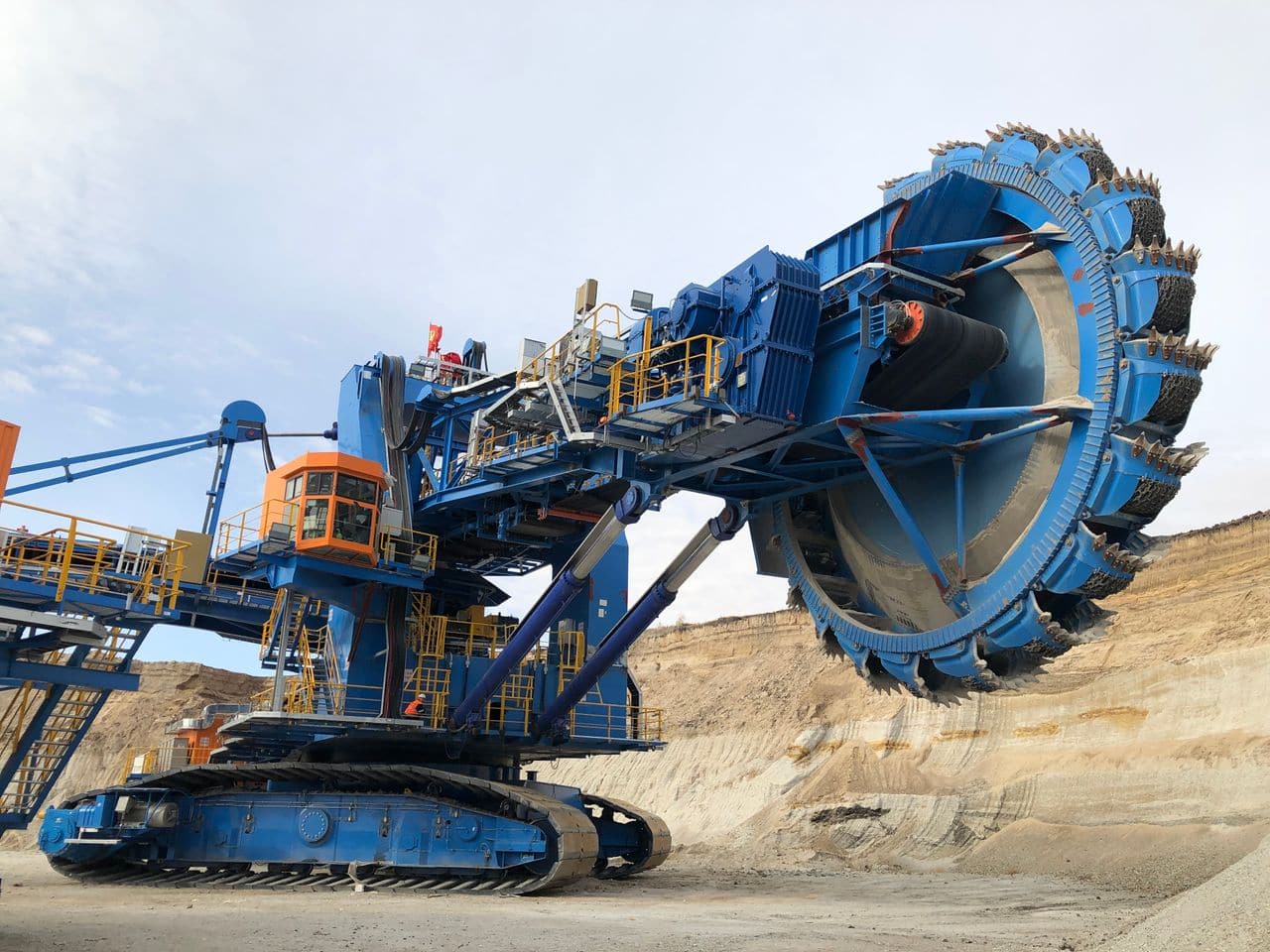 Bucket-Wheel Excavators