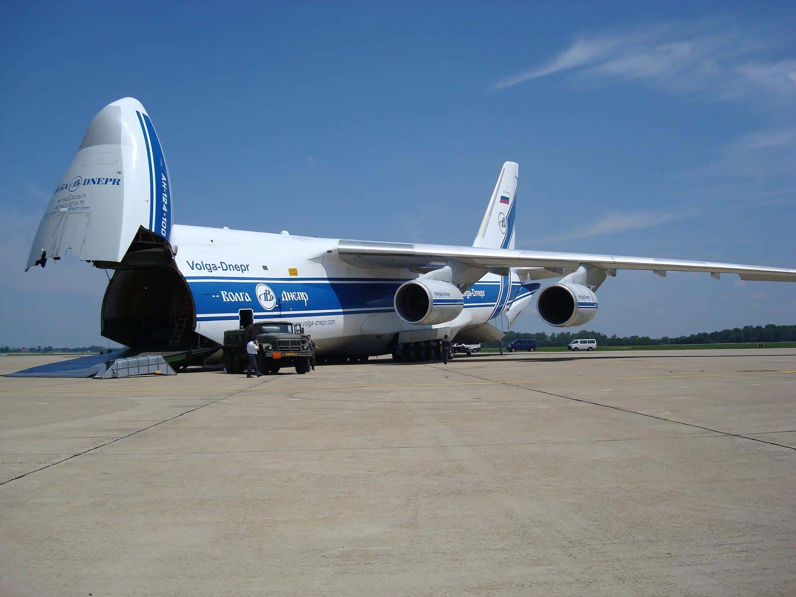 cargo airplanes