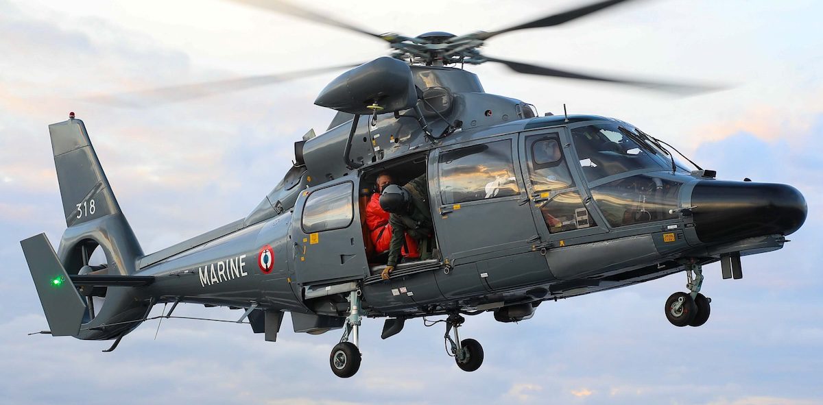 eurocopter as365 dauphin