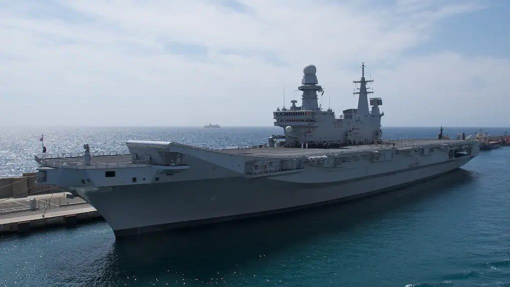 italian aircraft carrier cavour