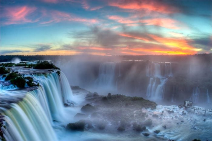iguazu falls serving as the natural border between argentina and brazil