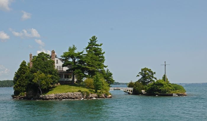 zavikon island in the thousand islands archipelago, entirely within canadian territory