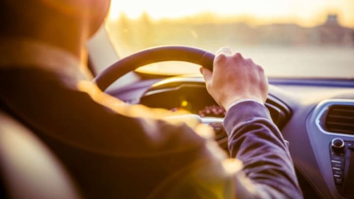 driver blinded by sun glare