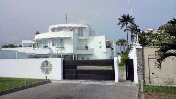 aliko dangote house exterior