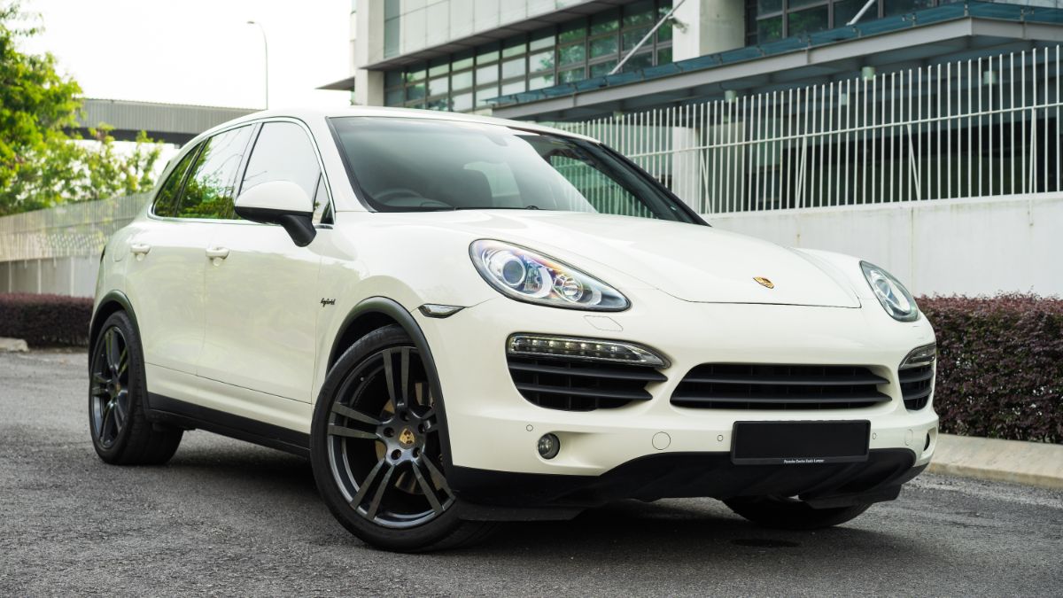 2023 porsche cayenne
