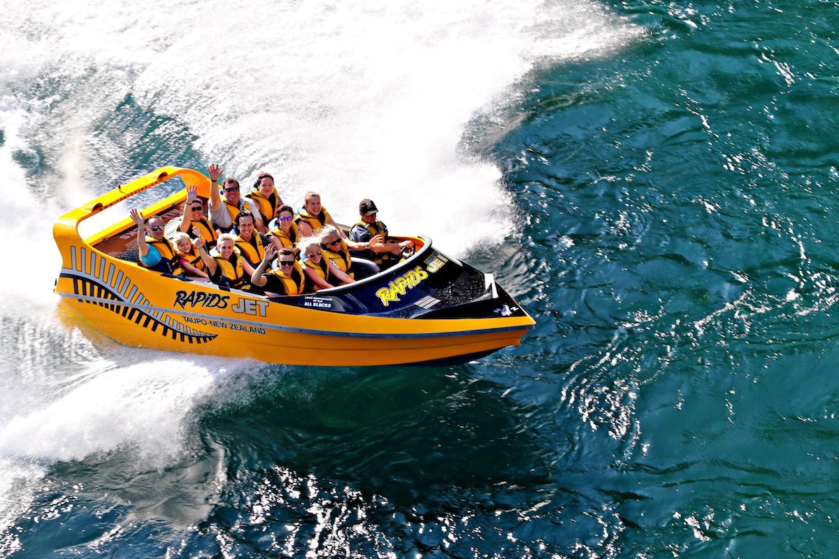 jet boat