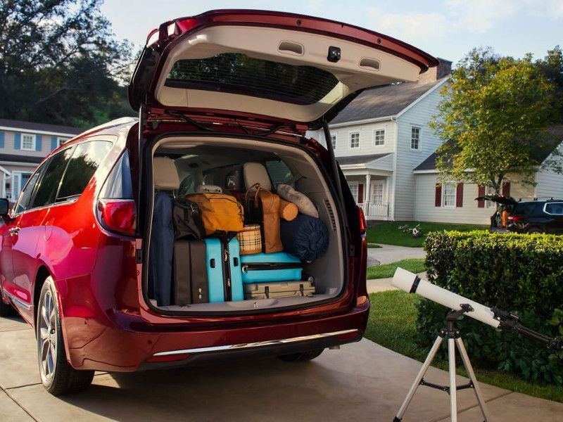 2019 chrysler pacifica cargo area