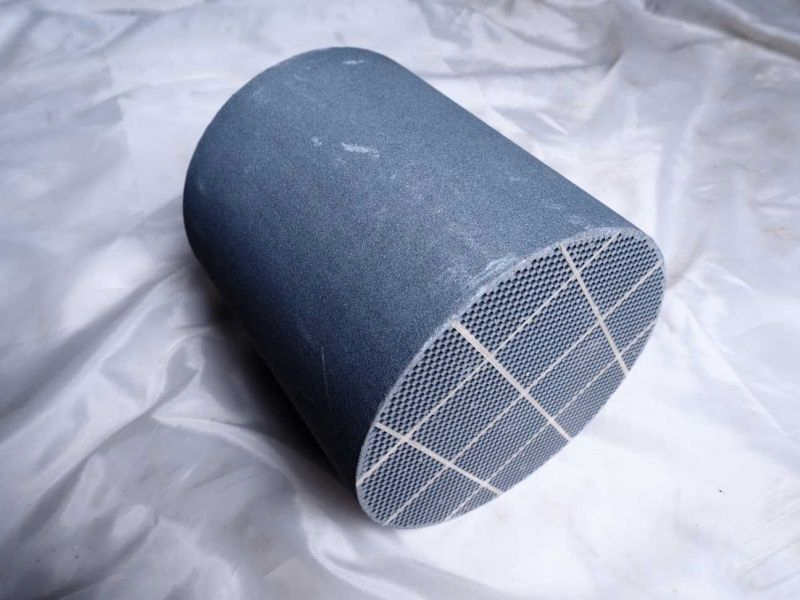 platinum palladium rhodium metallic honeycomb catalyst substrate for gasoline engine catalytic converter